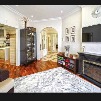 Продается Многокомнатная квартира, 137 м²