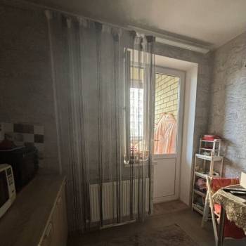 Продается 1-комнатная квартира, 37 м²