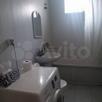 Продается 1-комнатная квартира, 37 м²