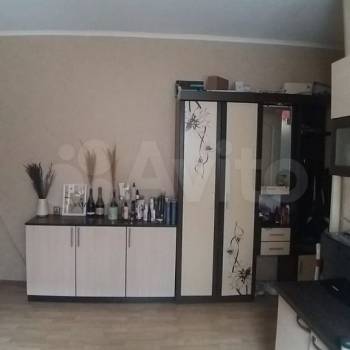 Продается 1-комнатная квартира, 37 м²