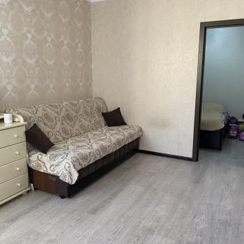 Продается 1-комнатная квартира, 38 м²