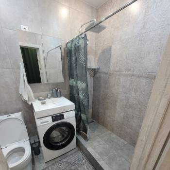 Продается 1-комнатная квартира, 43 м²