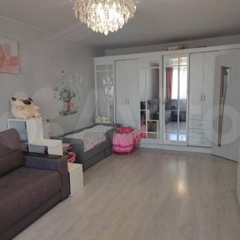 Продается 1-комнатная квартира, 48,8 м²