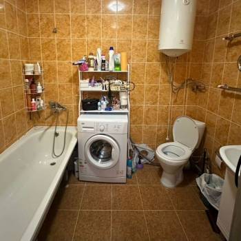 Продается 1-комнатная квартира, 43 м²