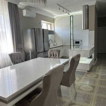 Продается Дом, 250 м²