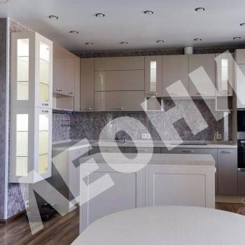 Продается 2-х комнатная квартира, 79 м²