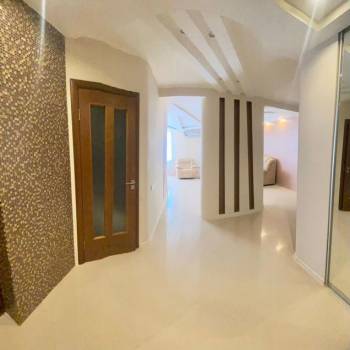 Продается Многокомнатная квартира, 113 м²