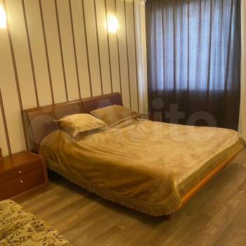 Продается Многокомнатная квартира, 113 м²