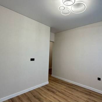 Продается 1-комнатная квартира, 38 м²