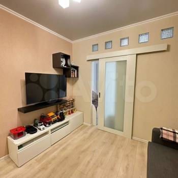 Продается 1-комнатная квартира, 48 м²