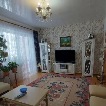 Продается 2-х комнатная квартира, 97,8 м²