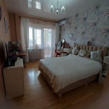 Продается 2-х комнатная квартира, 97,8 м²