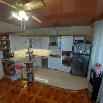 Продается 2-х комнатная квартира, 97,8 м²