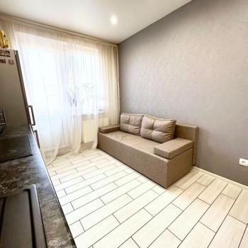 Продается 1-комнатная квартира, 42,8 м²