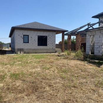 Продается Дом, 200 м²