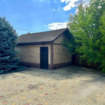 Продается Дом, 180 м²