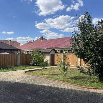 Продается Дом, 180 м²