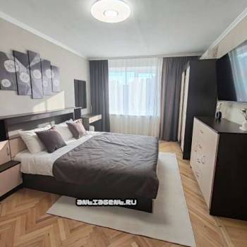 Продается 1-комнатная квартира, 37 м²