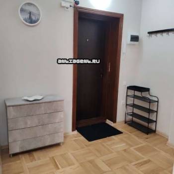 Продается 1-комнатная квартира, 37 м²