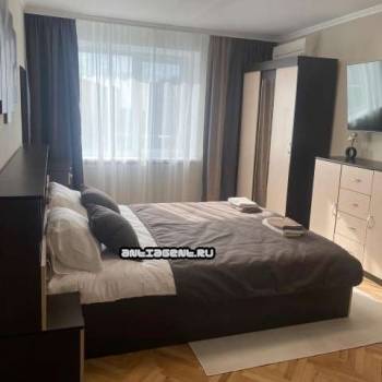 Продается 1-комнатная квартира, 37 м²