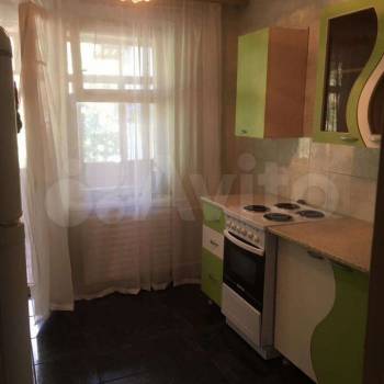 Продается Многокомнатная квартира, 87,6 м²