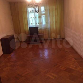 Продается Многокомнатная квартира, 87,6 м²