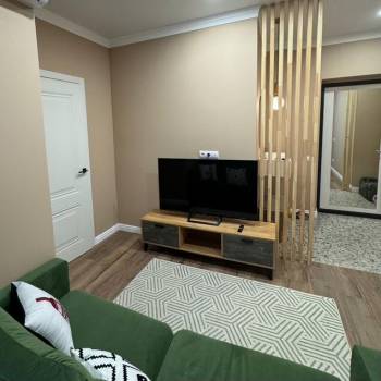 Продается 1-комнатная квартира, 43 м²