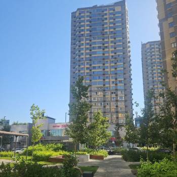 Продается 1-комнатная квартира, 44 м²