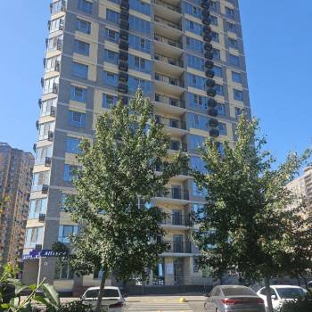 Продается 1-комнатная квартира, 44 м²