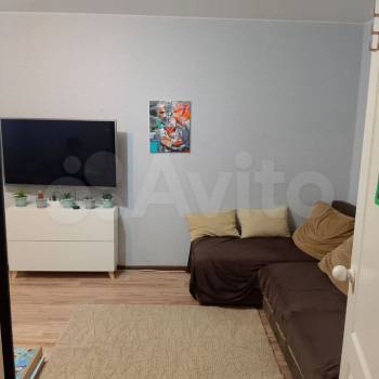 Продается 1-комнатная квартира, 39 м²