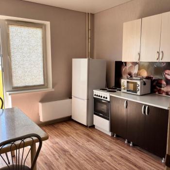 Сдается 1-комнатная квартира, 38 м²