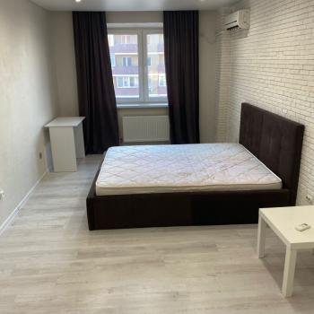 Продается 1-комнатная квартира, 42,8 м²