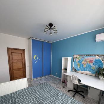 Продается 3-х комнатная квартира, 92,7 м²