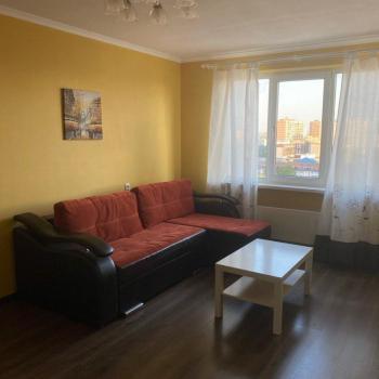 Сдается 1-комнатная квартира, 38 м²
