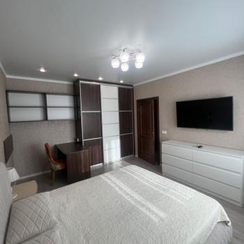 Продается 1-комнатная квартира, 41,3 м²