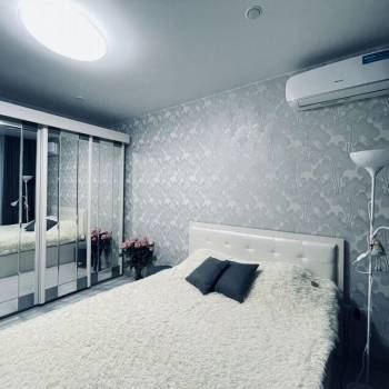 Продается 1-комнатная квартира, 43 м²