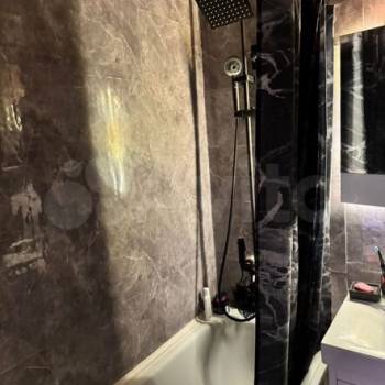 Продается 1-комнатная квартира, 37 м²