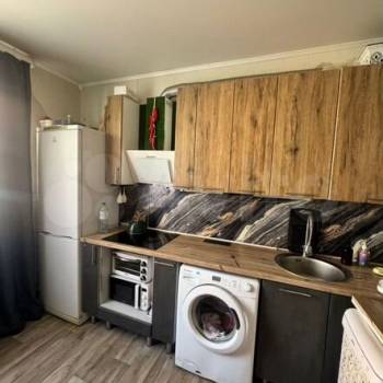 Продается 1-комнатная квартира, 37 м²