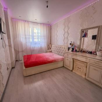 Продается 3-х комнатная квартира, 98 м²