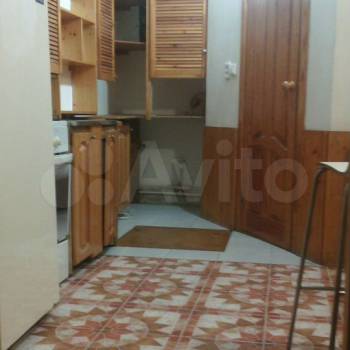 Продается 1-комнатная квартира, 60 м²