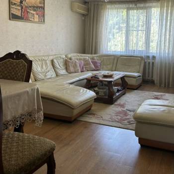 Продается 3-х комнатная квартира, 64 м²