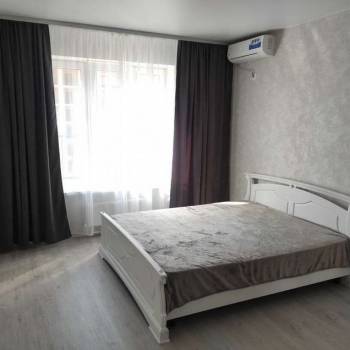 Сдается 1-комнатная квартира, 39 м²