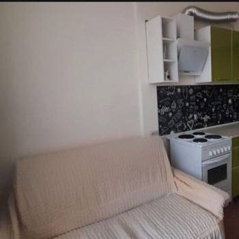 Продается 1-комнатная квартира, 37,3 м²