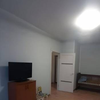 Продается 1-комнатная квартира, 37,3 м²