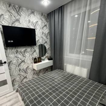 Продается 1-комнатная квартира, 37 м²