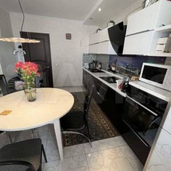 Продается 2-х комнатная квартира, 76,5 м²