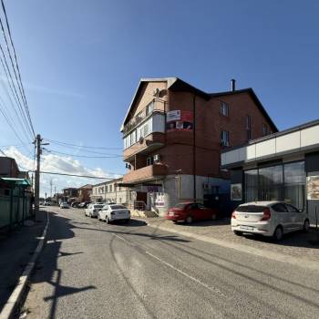 Продается Многокомнатная квартира, 108 м²