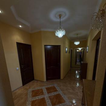 Продается Многокомнатная квартира, 108 м²