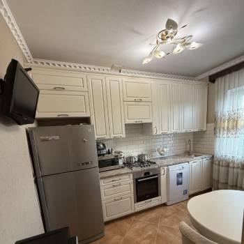 Продается Многокомнатная квартира, 108 м²