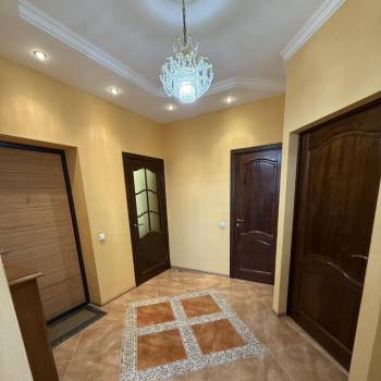 Продается Многокомнатная квартира, 108 м²